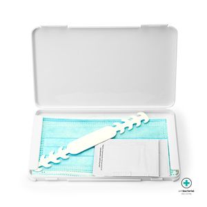 Stamina SA9932 - WERNER Face mask case made of antibacterial PP with double fastening clasp